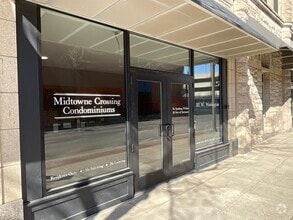 Building Photo - 112 W Washington Blvd