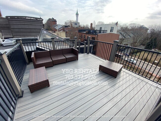 Building Photo - 15 Highland Park Ave