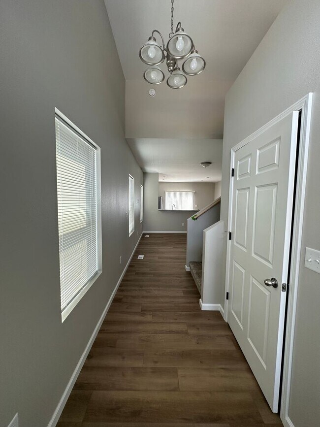 Foto del edificio - 2554-2550 Granite Dr NW