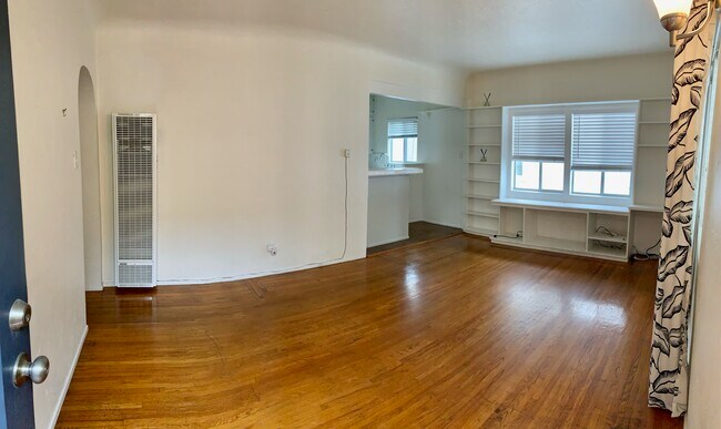 Foto del edificio - 5110 E 1st St