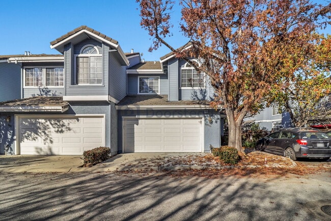 Building Photo - 2639 Heritage Park Cir