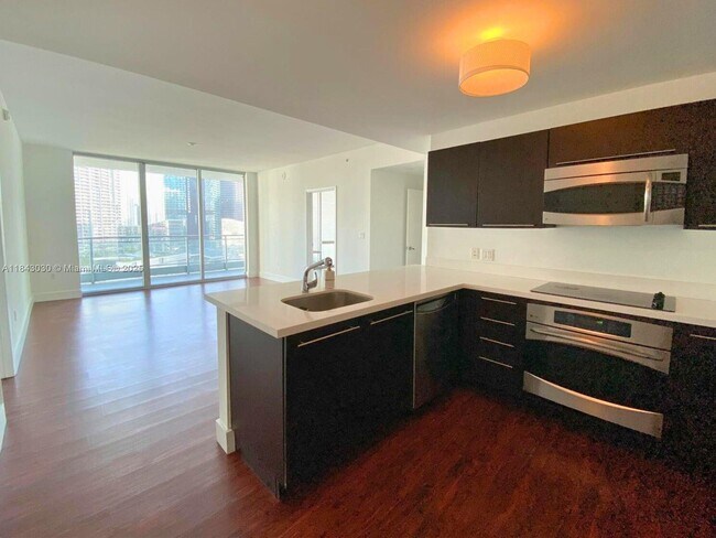 Foto del edificio - 90 SW 3rd St