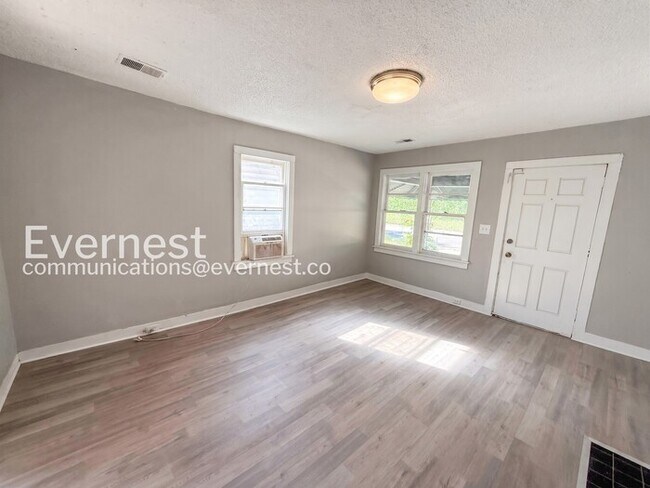 Foto del edificio - 1825 18th St Ensley