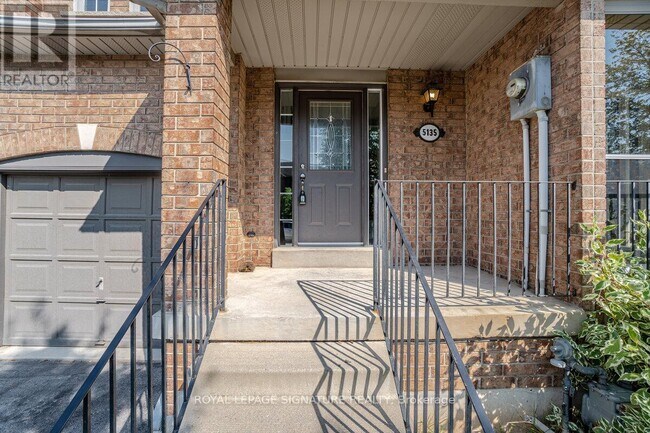Building Photo - 5135 Falconcrest Dr