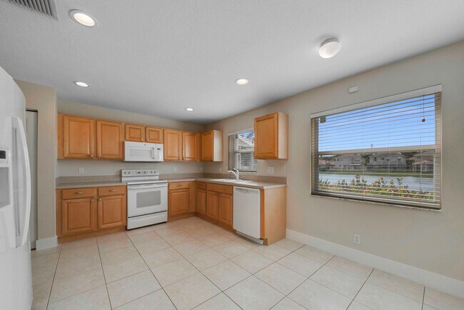 Building Photo - 3964 Crescent Creek Dr