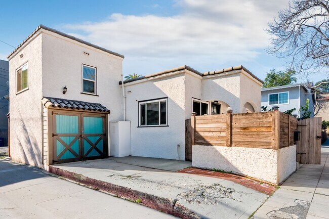 Foto del edificio - 3740 E Mayfield St