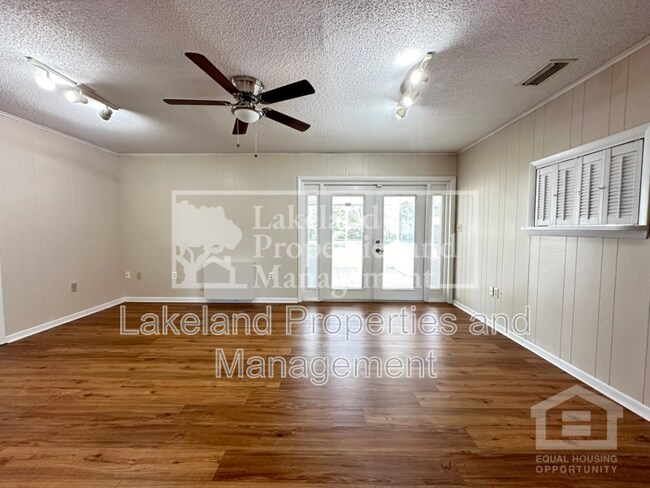 Building Photo - 430 Boger Blvd. S.