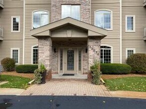 Building Photo - 13070 W Bluemound Rd