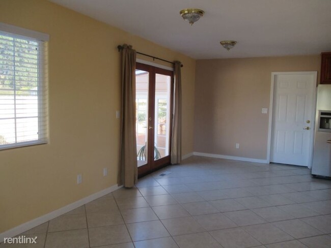 Building Photo - 3 br, 2 bath House - 25070 Ward Ave