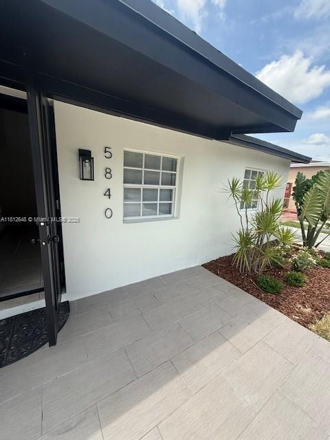 Foto principal - 5840 SW 58th Terrace