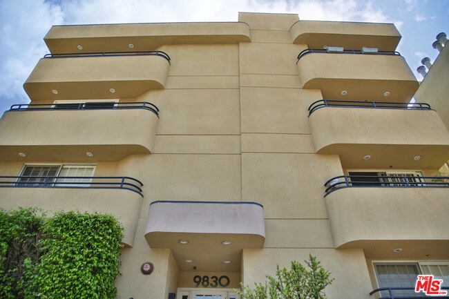 Photo - 9830 Vidor Dr (Los Angeles, CA) Apartment