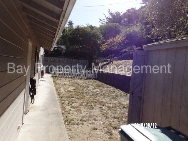 Lovely Home In Prunedale With Lots Of E House For Building Photo Lovely Home In Prunedale With Lots Of E