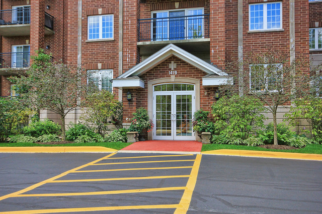 1479 N Milwaukee Ave Unit 206, Libertyville, IL 60048 - Condo For Rent ...