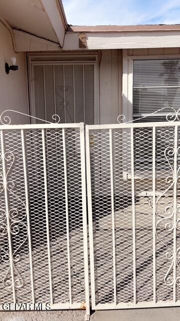 Foto del edificio - 11635 James Watt Dr