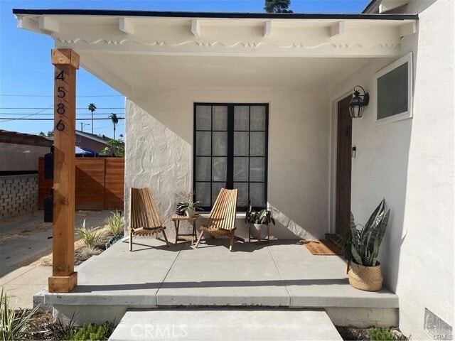 Foto del edificio - 4586 Sunnyside Dr