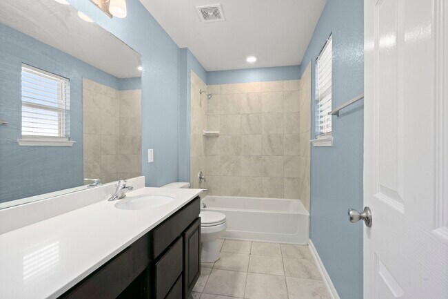 Foto del edificio - 11606 Gray Alder Dr