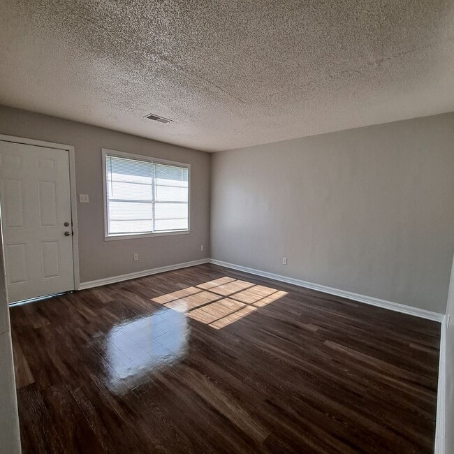 Foto del edificio - 4839 Applestone St