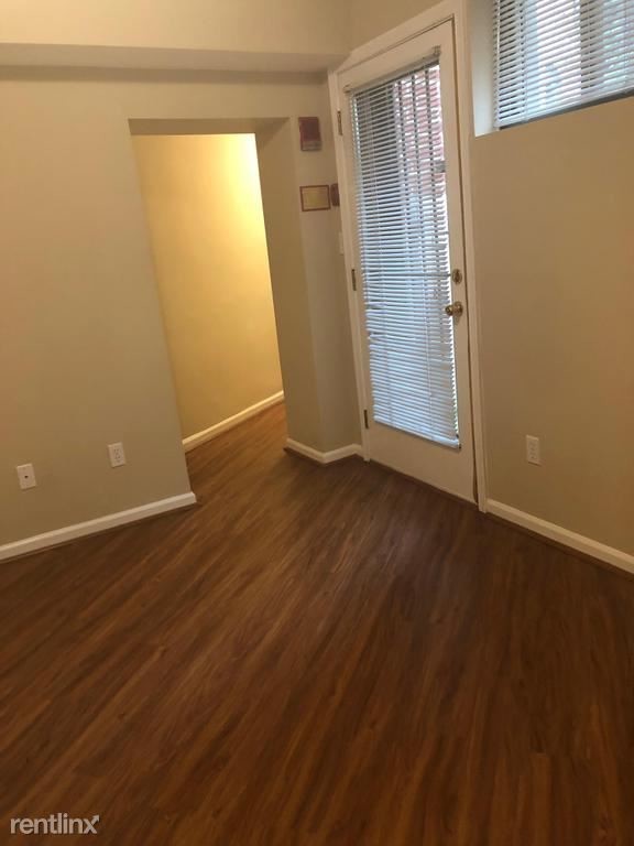Building Photo - 2 br, 2 bath Apartment - 1824 17th St NW