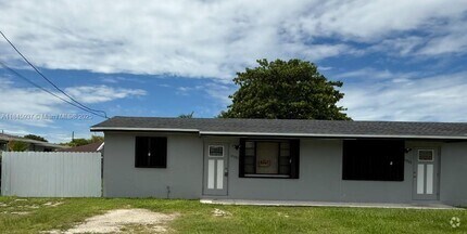 Building Photo - 10335 SW 181st St