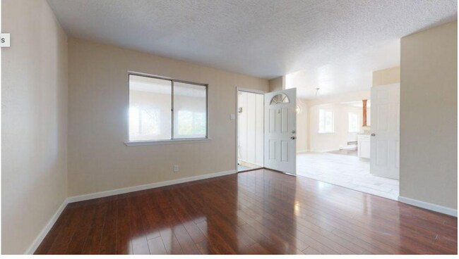 Foto del edificio - 12437 Grand Ct NE
