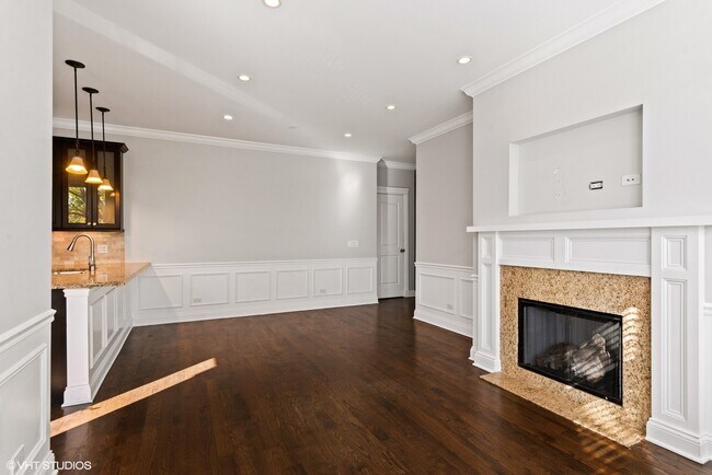 Foto del edificio - 3518 N Wilton Ave