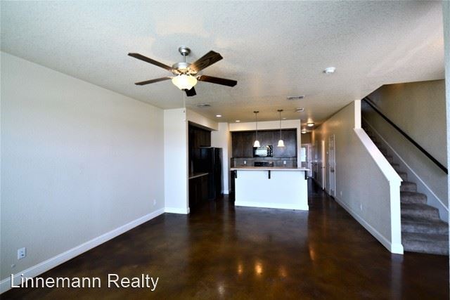 Foto del edificio - 3 br, 2.5 bath House - 2328 Verna Lee Blvd