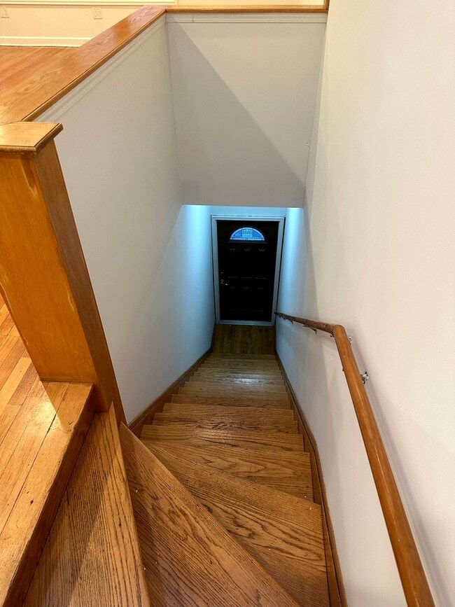 Foto del edificio - 6045 W Irving Park Rd