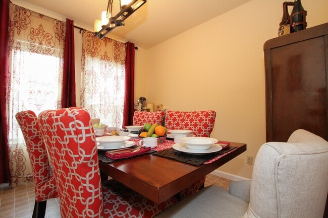 Comedor - 538 A St