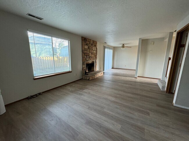 Foto del edificio - 2168 SW 218th Place ~ Spectacular Reedvill...