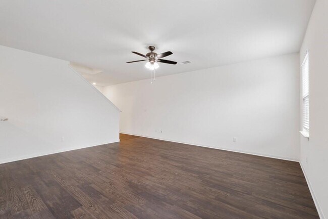 Building Photo - 1350 Breanna Ln