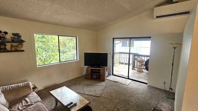 Building Photo - Kaneohe home at the end of a cul de sac. A/C!