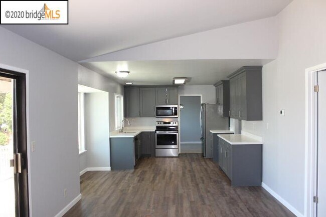 Foto del edificio - 71 Discovery Bay Blvd