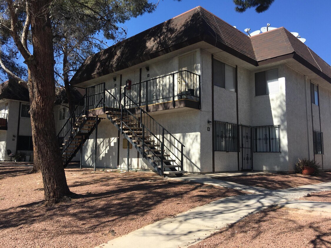 4280 Tara Ave, Las Vegas, NV 89102 Townhouse for Rent in Las Vegas