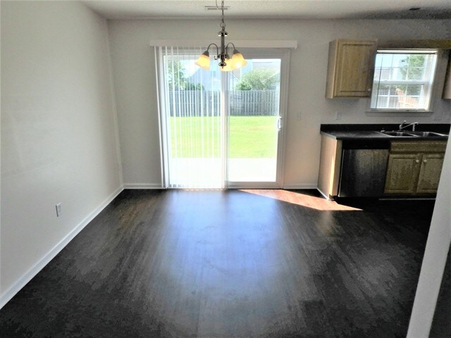 Foto del edificio - 7236 Walking Horse Ct