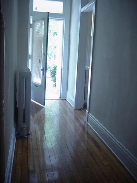 Building Photo - 6 N Mulberry St