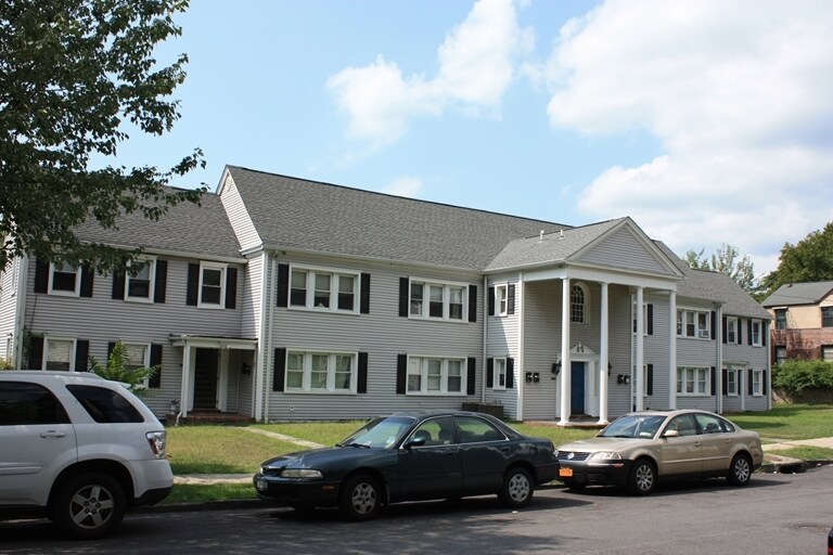 338 Simpson Pl, Peekskill, NY 10566 Apartments in Peekskill, NY