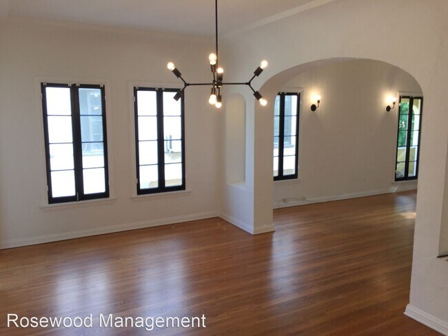 Foto del edificio - 441 1/2-417 N Genesee Ave