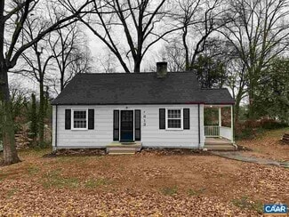 Building Photo - 1613 Del Mar Dr
