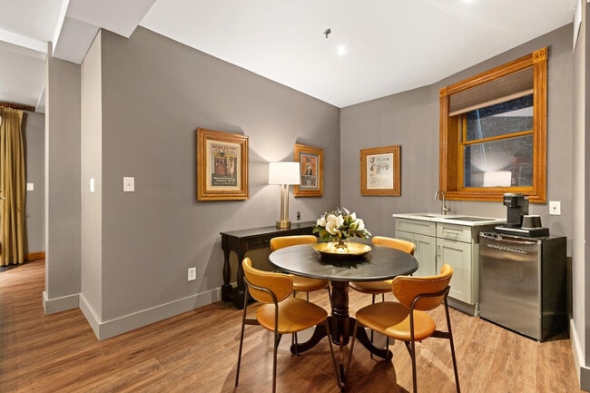 Foto del edificio - 38-03 24th St