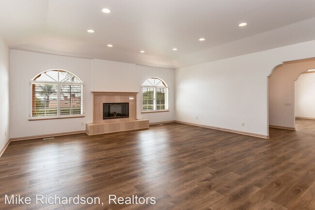 Foto del edificio - 4 br, 3 bath House - 1110 Camino Del Rio