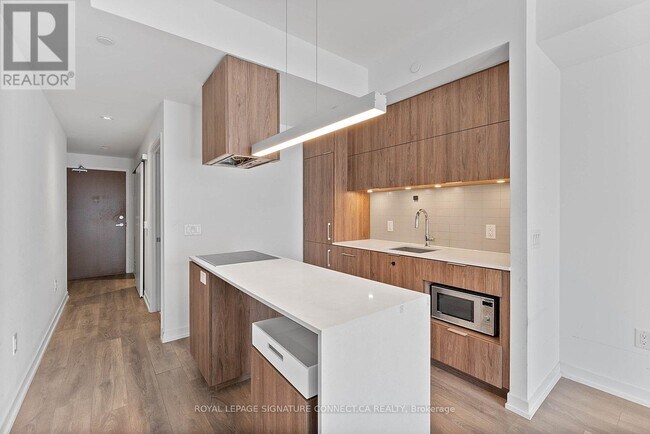 Photo du bâtiment - 15 Lower Jarvis St