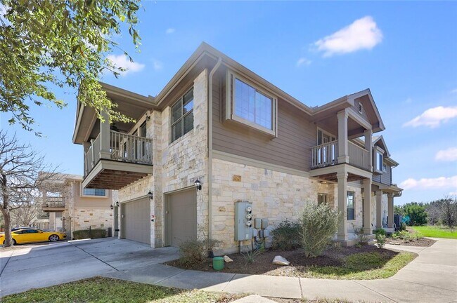 Building Photo - 9201 Brodie Ln