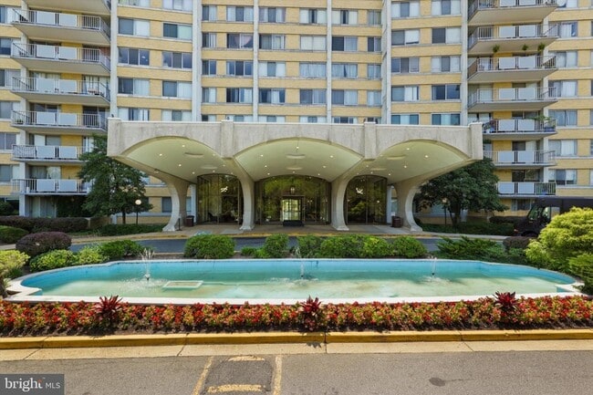 Photo - 301 N Beauregard Street Unit 1707 Apartments