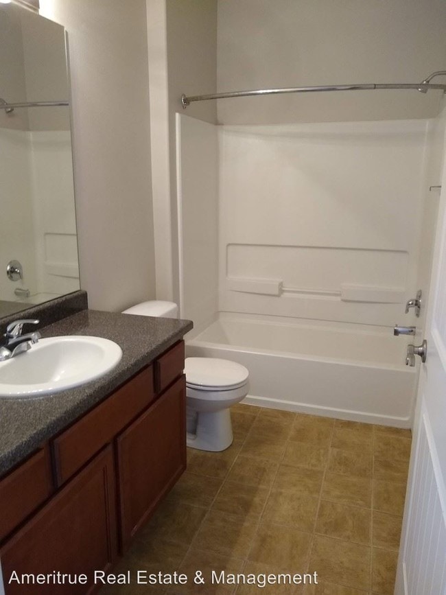 Building Photo - 3 br, 2 bath House - 119 West Spring Hill Way