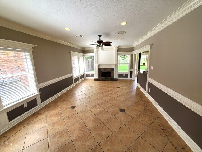 Foto del edificio - 3751 Pine Cone Trail