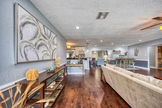 Building Photo - 3173 Fountainhead Dr