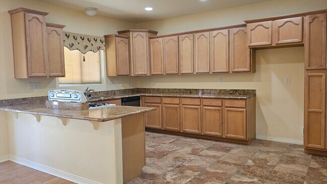 Foto del edificio - 5319 W Ave M 2