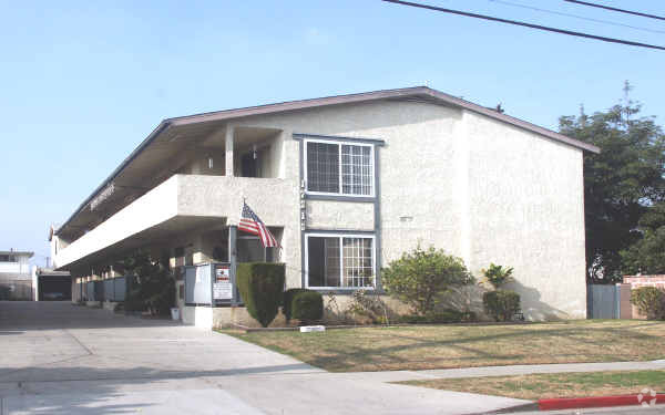 Primary Photo - Torrance Terrace Apartments