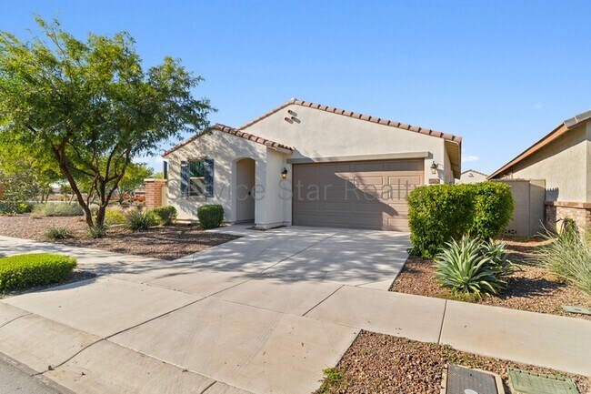 Building Photo - 13262 N 143rd Ave