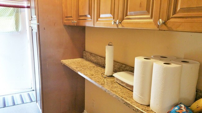 Foto del edificio - 712-714 S F St